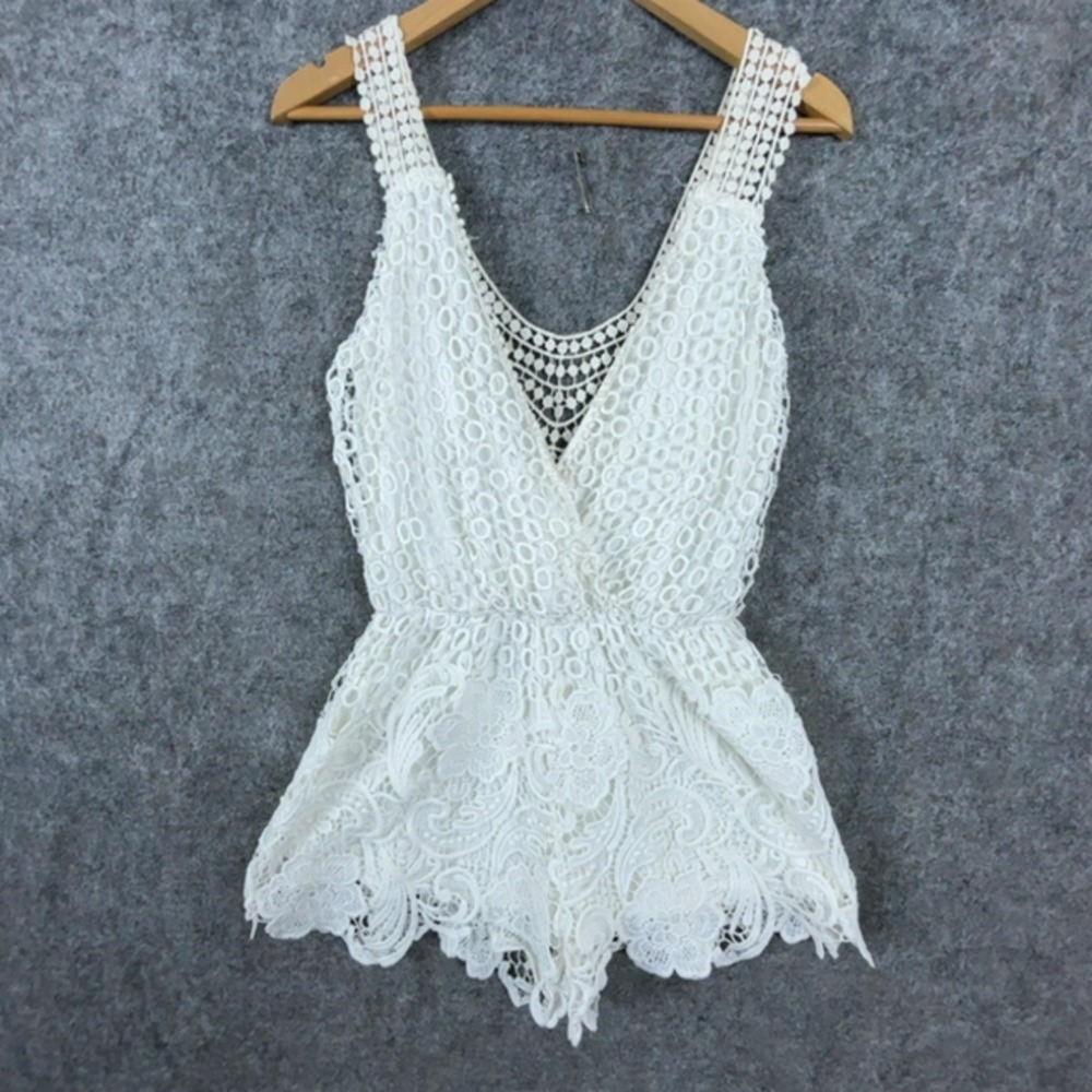 ILLA ILLA Romper Womens S White Crochet Lace Sleeveless Feminine Girly Angelcore